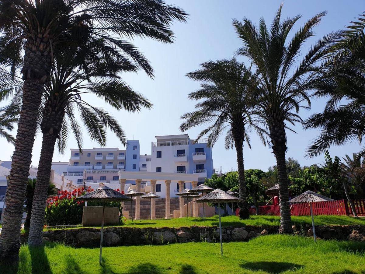Seaview Sunset Holiday Apartments Paphos Extérieur photo